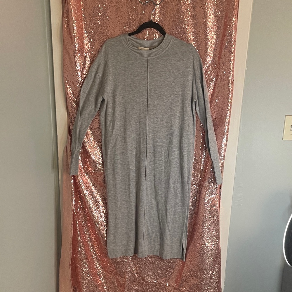 H&M Gray Long Sleeve Dress